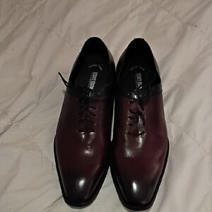 Stacy Adams Burgundy and Black Oxfords